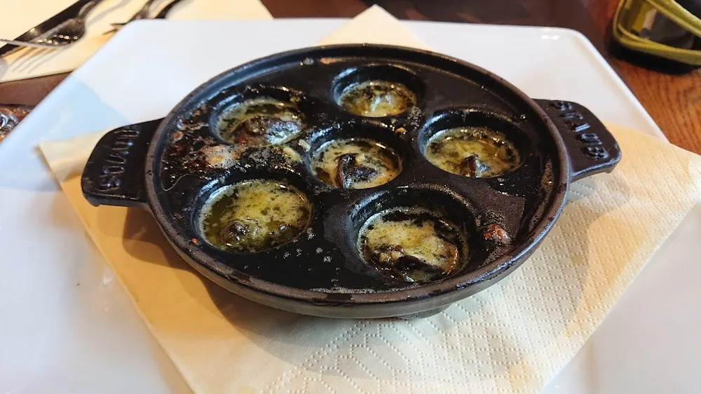 Escargots Au Beurre d'Ail